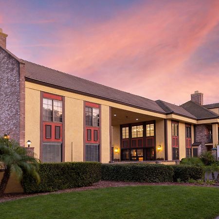 Best Western Plus Raffles Inn & Suites Anaheim Zewnętrze zdjęcie