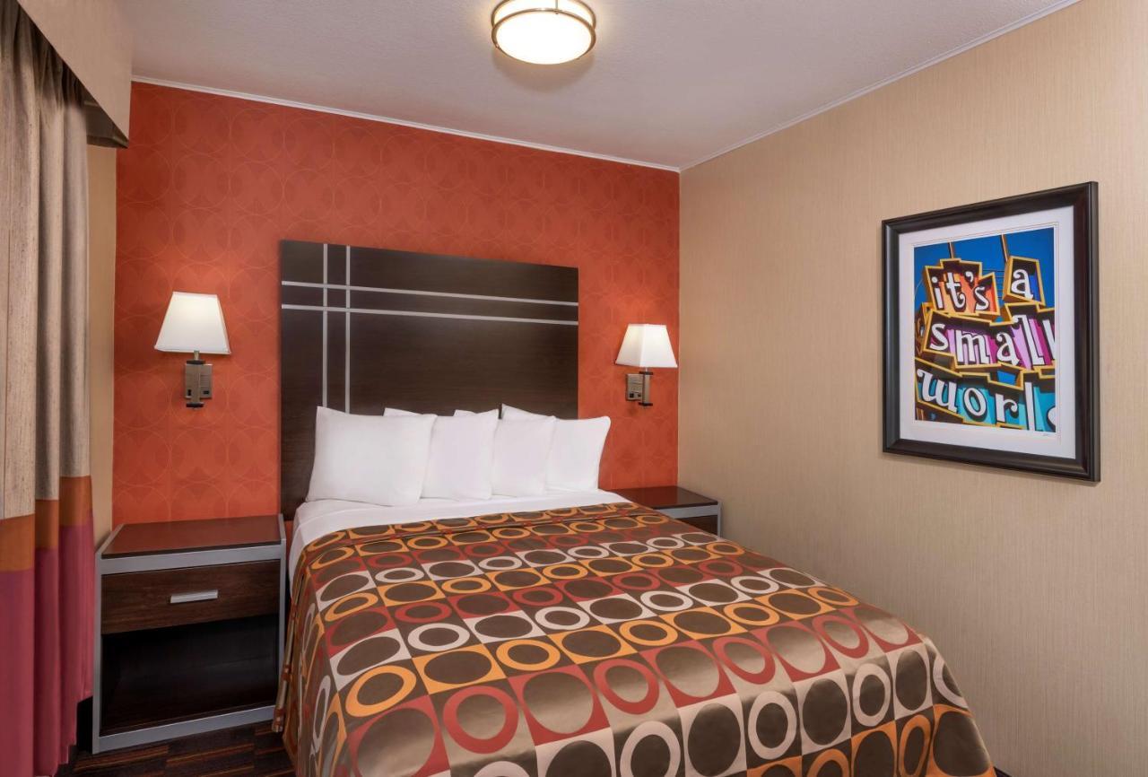 Best Western Plus Raffles Inn & Suites Anaheim Zewnętrze zdjęcie