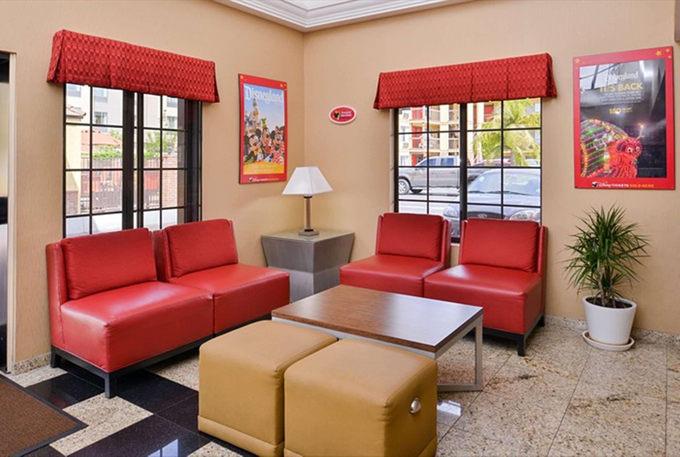 Best Western Plus Raffles Inn & Suites Anaheim Zewnętrze zdjęcie